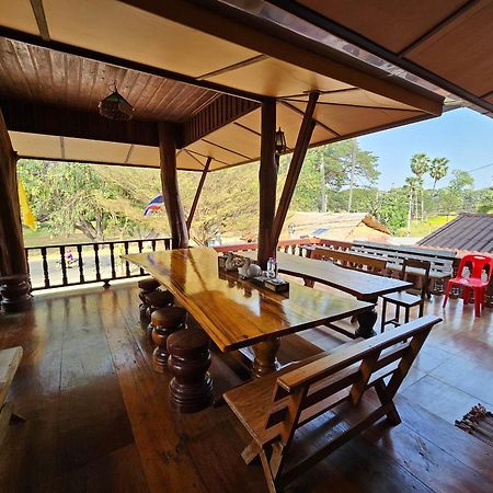 บ้านเรือนไทยมะลิเมืองเก่า Sukhothai Esterno foto