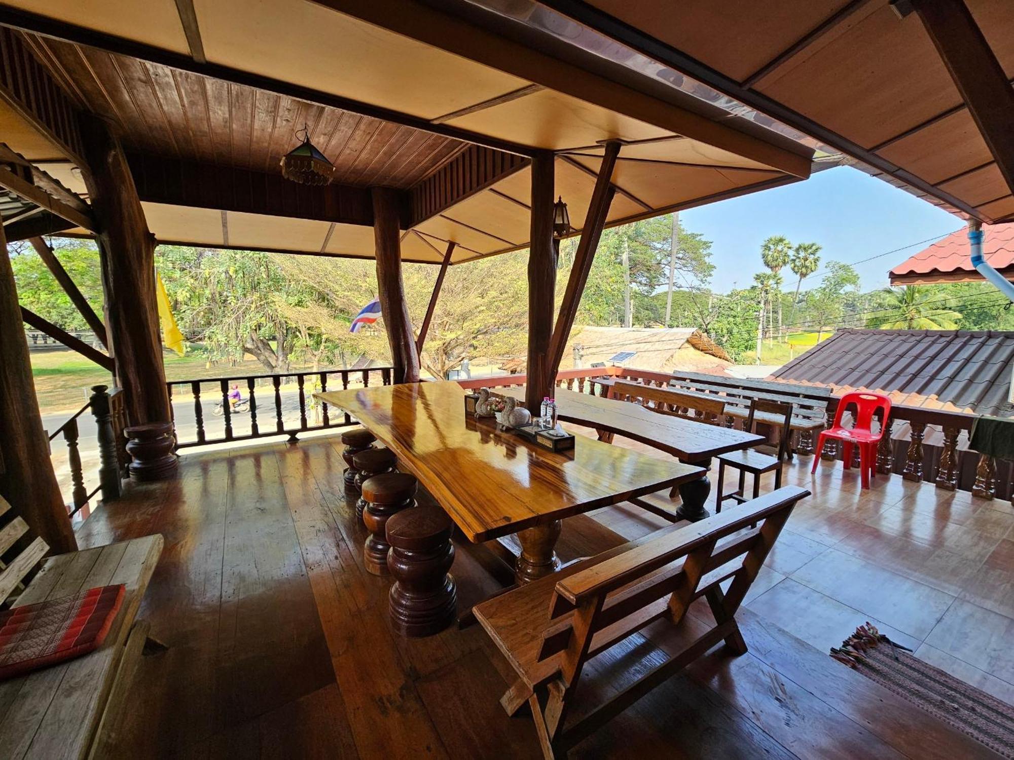 บ้านเรือนไทยมะลิเมืองเก่า Sukhothai Esterno foto